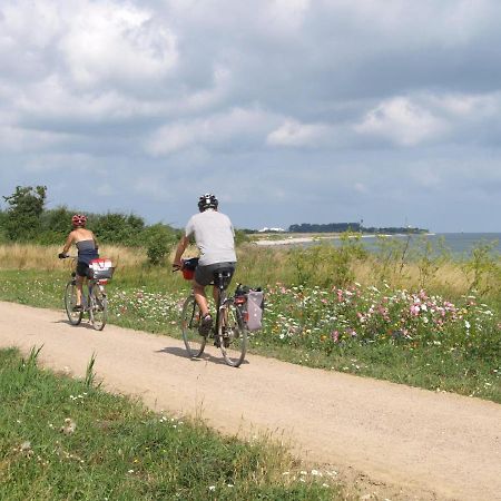 Direkt-Am-Suedstrand Burgtiefe auf Fehmarn Eksteriør bilde